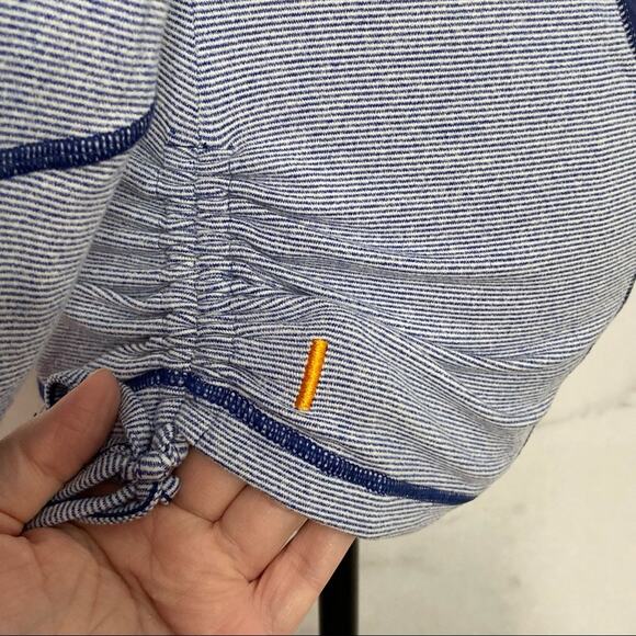 Lucy Tech Dashing Stripes Long Sleeve Shirt Blue Activewear Running Gym Size S - Picture 9 of 11